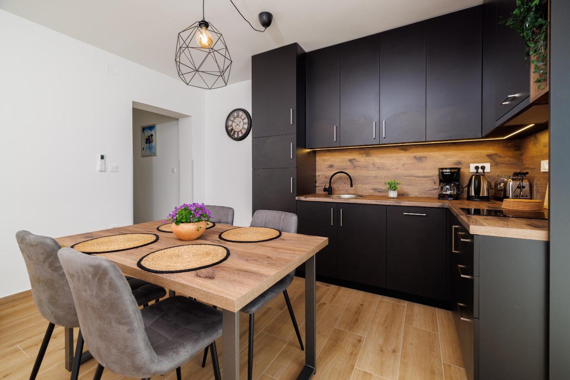 Apartmani Viktorija Jadranovo Esterno foto