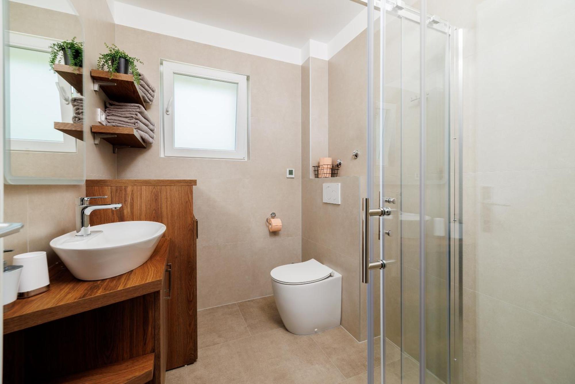 Apartmani Viktorija Jadranovo Esterno foto