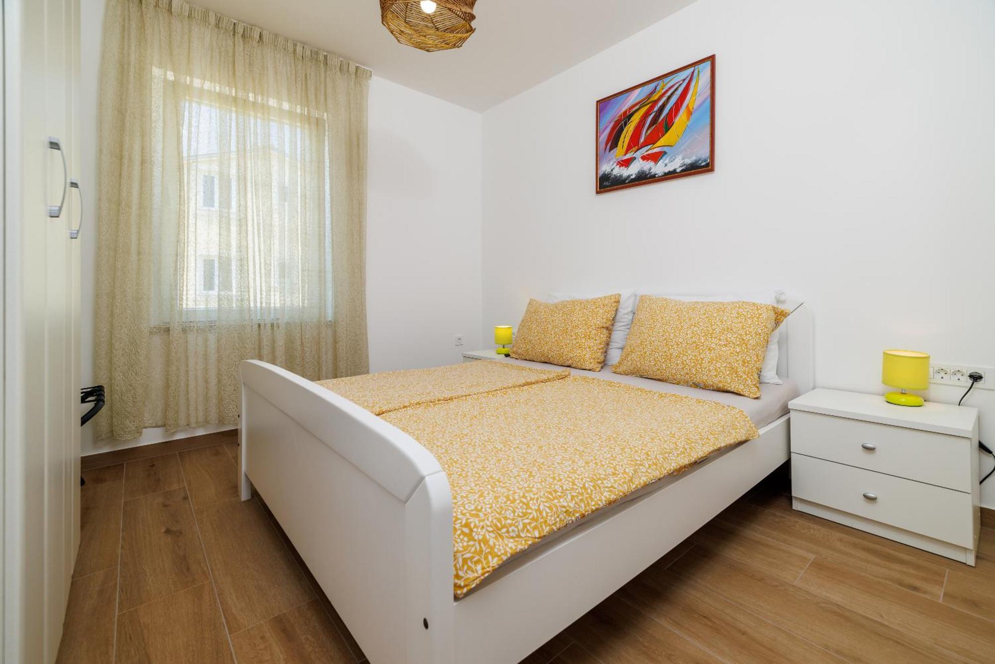 Apartmani Viktorija Jadranovo Esterno foto