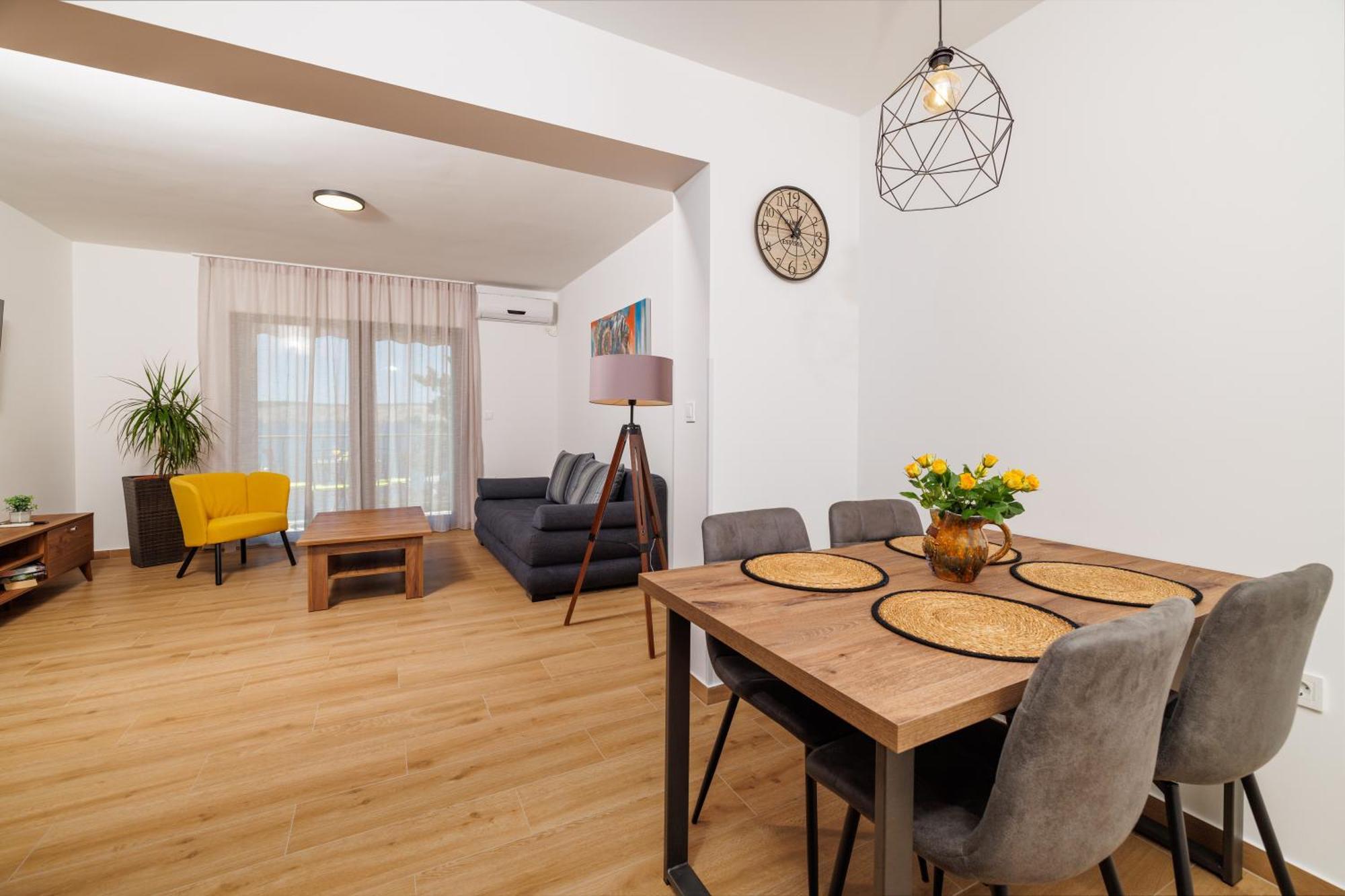 Apartmani Viktorija Jadranovo Esterno foto