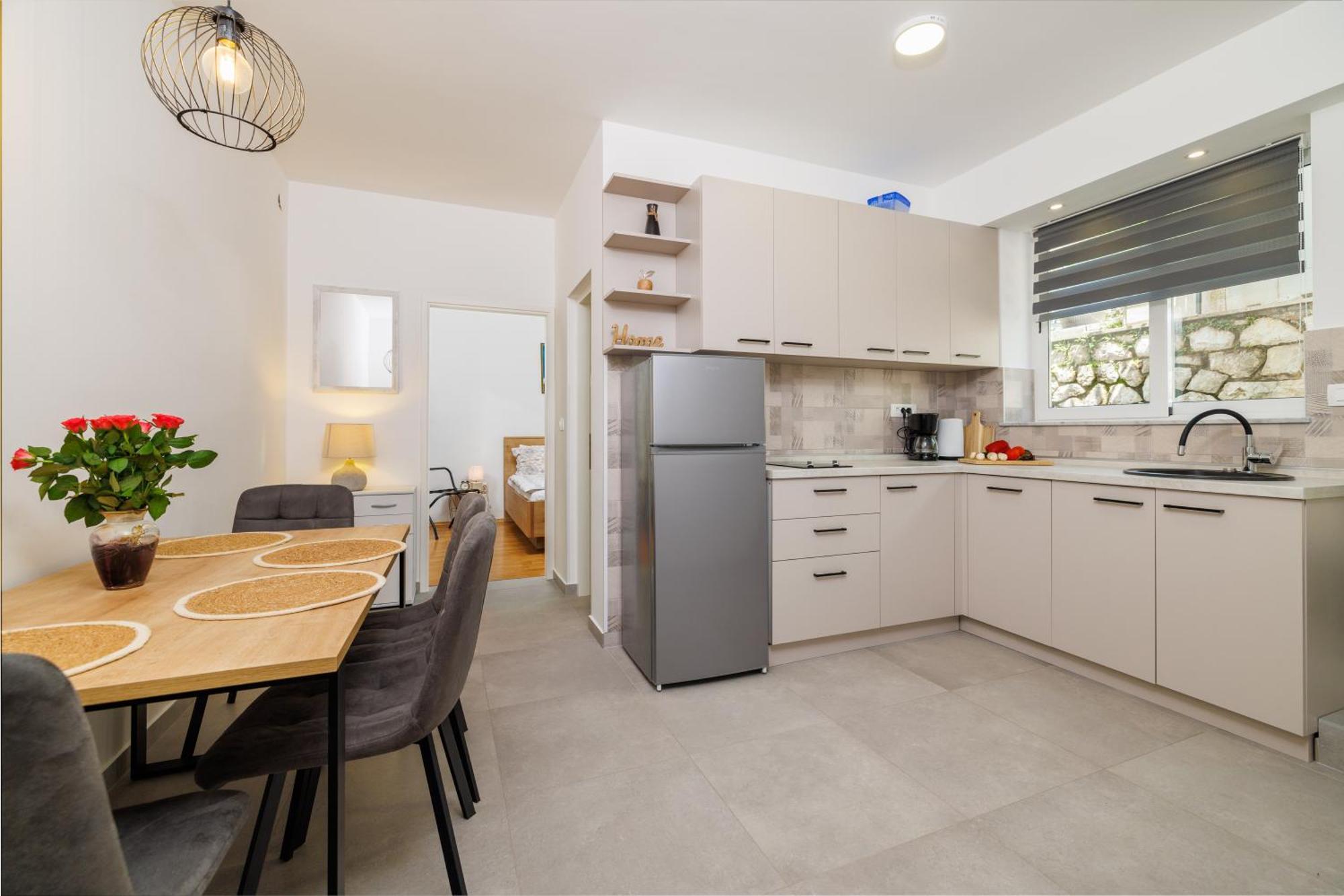 Apartmani Viktorija Jadranovo Esterno foto