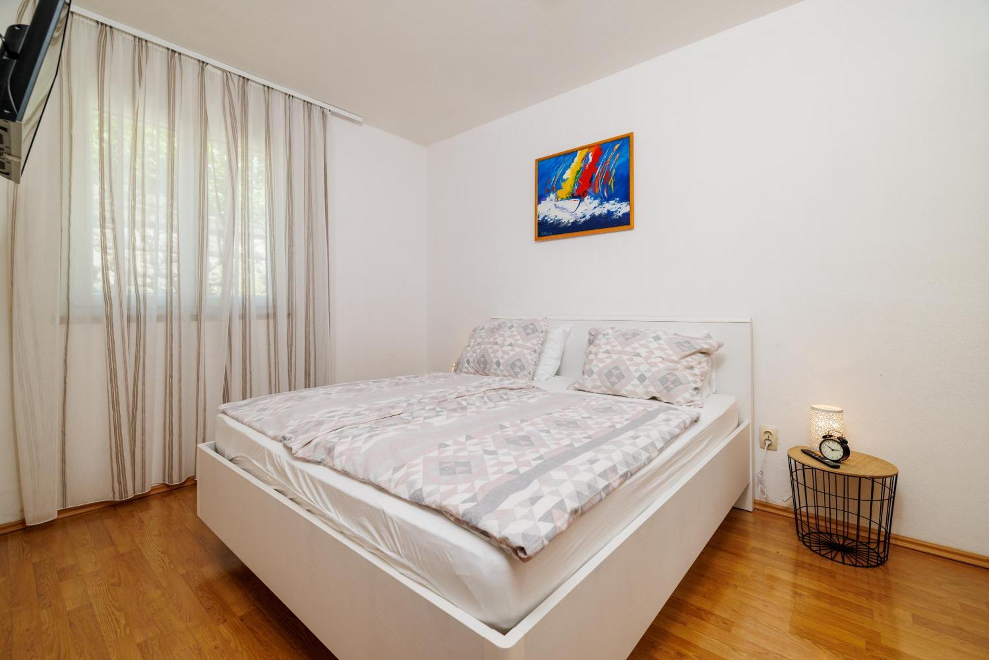Apartmani Viktorija Jadranovo Esterno foto