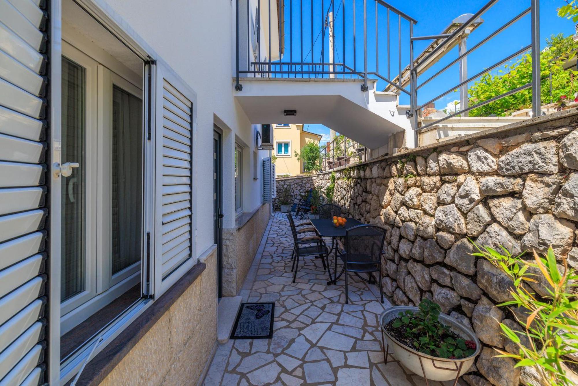 Apartmani Viktorija Jadranovo Esterno foto