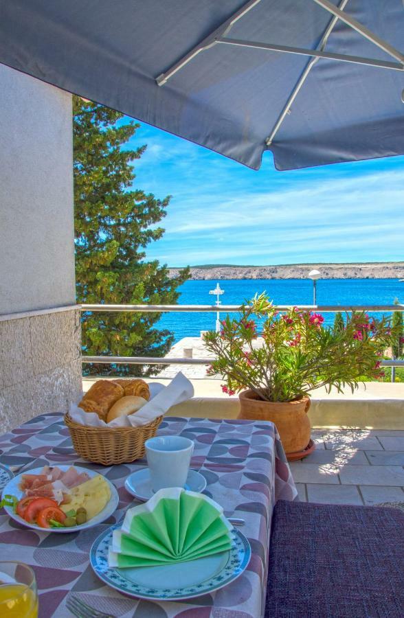 Apartmani Viktorija Jadranovo Esterno foto