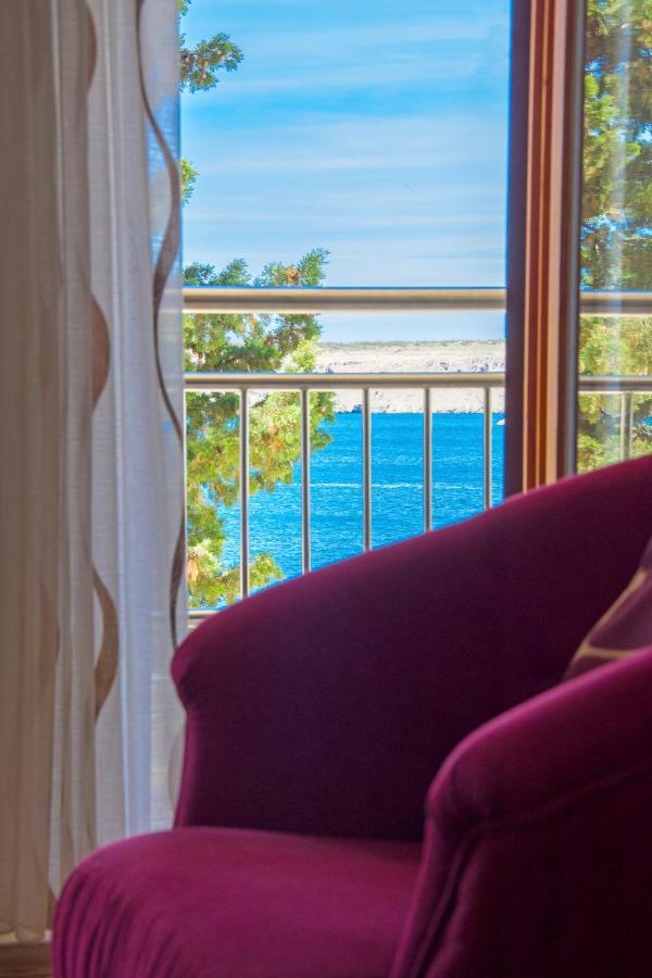 Apartmani Viktorija Jadranovo Esterno foto